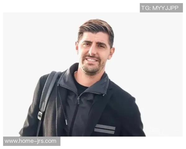 库尔图瓦的守门传奇与职业生涯的辉煌成就分析