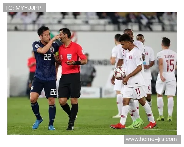 日本队与卡塔尔队上半场精彩对决回顾与分析